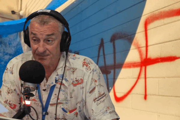 Tom Elliott calls for 'cowards' who vandalised RSLs on ANZAC Day to face lo