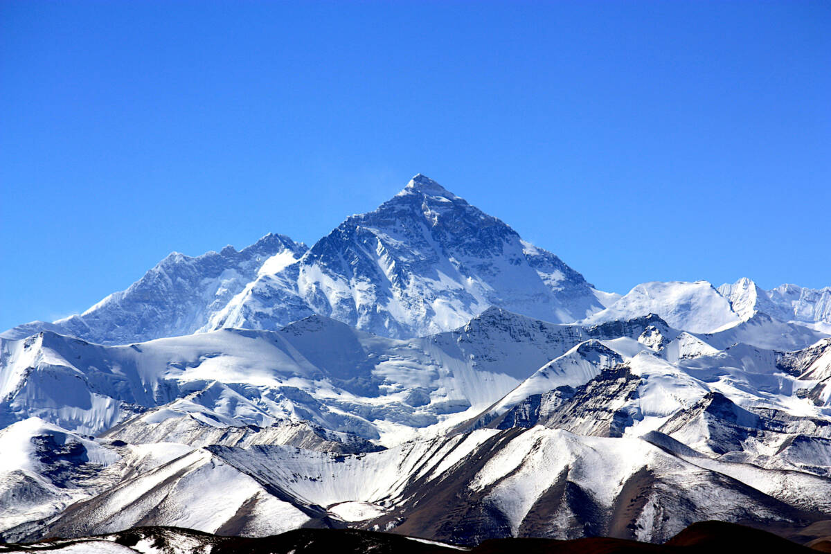 Article image for 18-year-old Victorian becomes the youngest Australian to summit Mount Everest