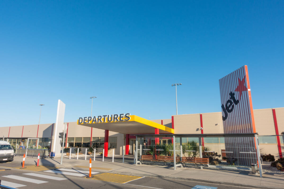 Article image for Man detained and patrons evacuated, as chaos ensues at Avalon Airport