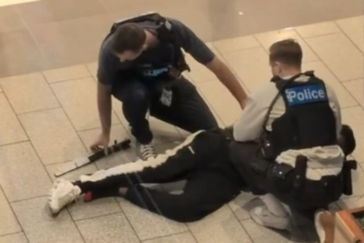 Article image for Man with machete detained by police at shopping centre in Melbourne’s west