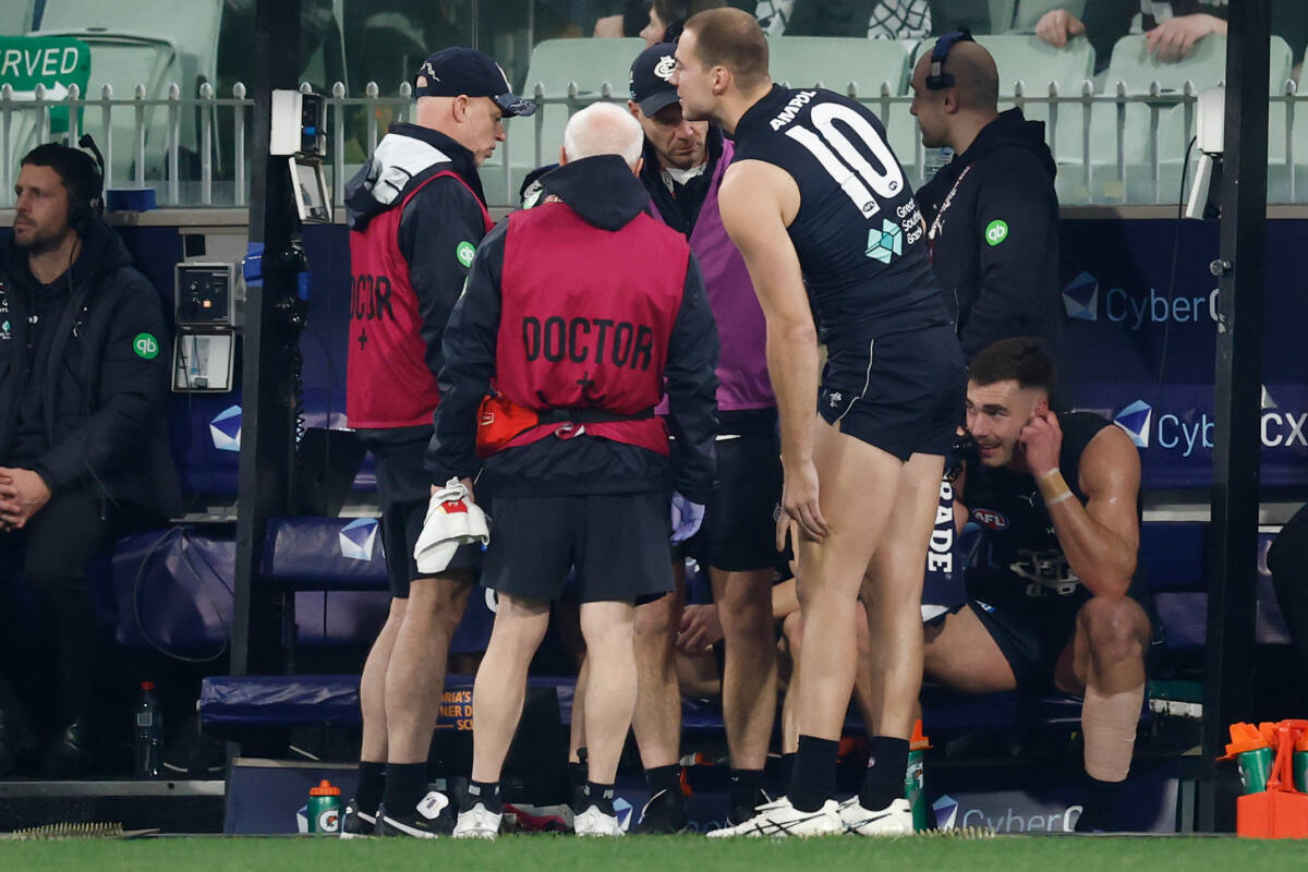 Article image for Scott Pendlebury defends Harry McKay after BRUTAL injury comments