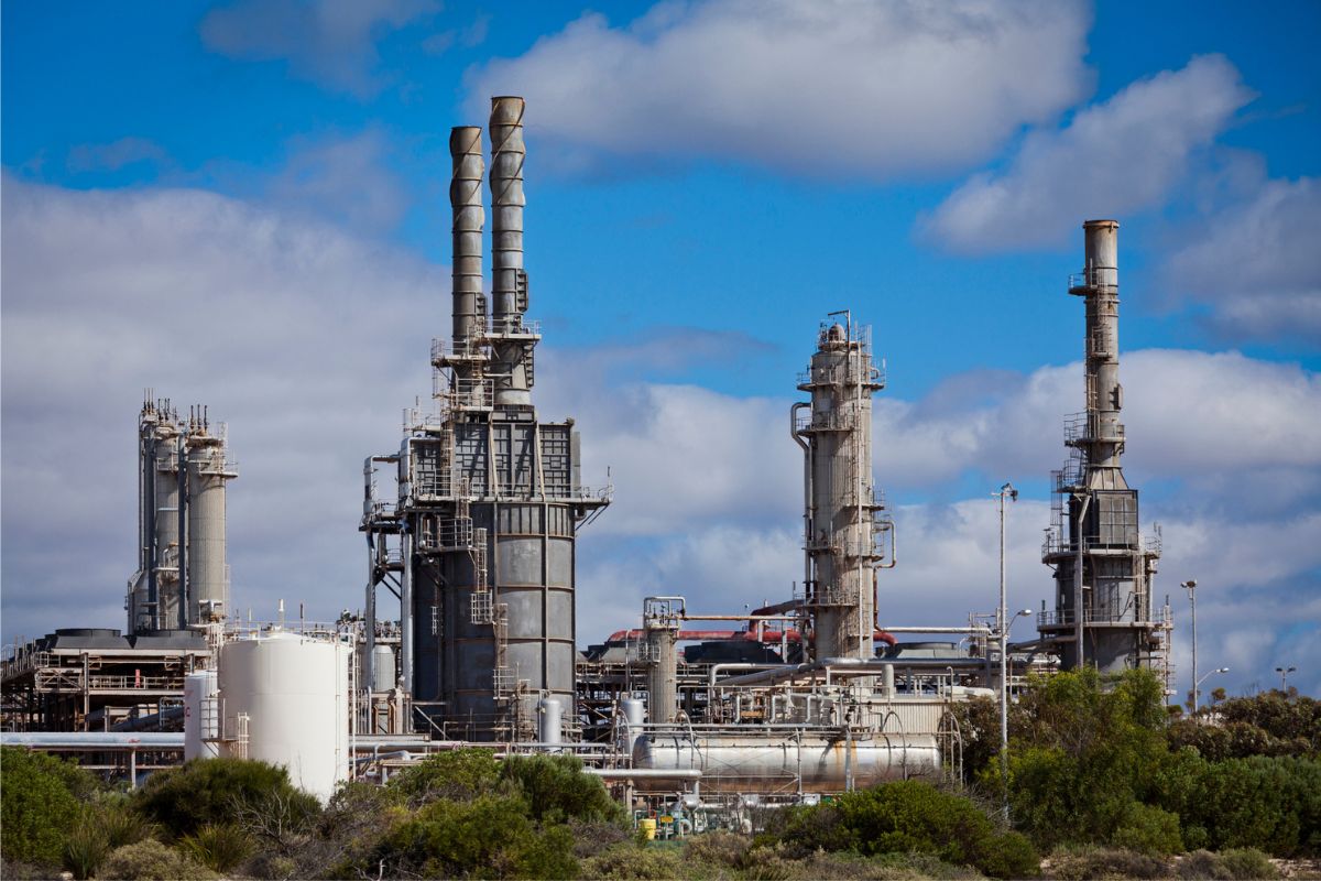 Article image for ‘Win-win’: Proposed gas export tax could lower prices for Australians