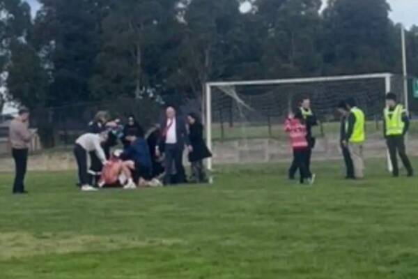 Rumour confirmed: 15-year-old hospitalised after stabbing in Cranbourne Nor