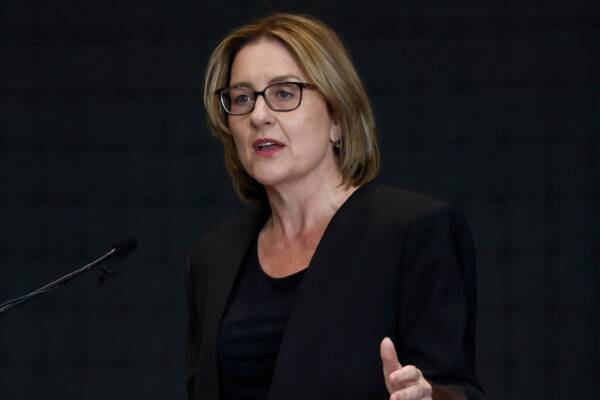 Tom Elliott takes Jacinta Allan to task over ‘grubby' deal