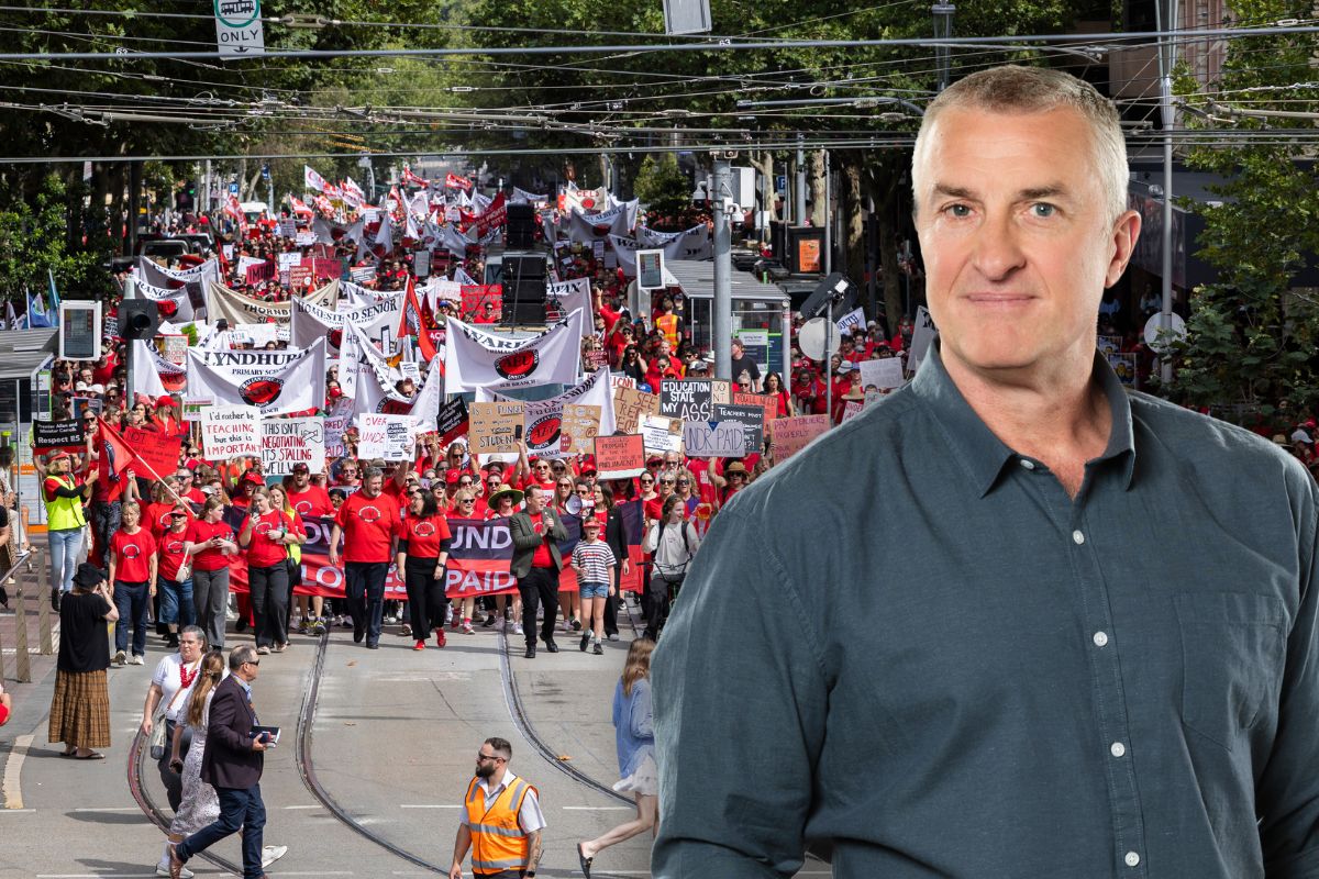 Article image for Tom Elliott takes teachers to task over planned protest disruption to students