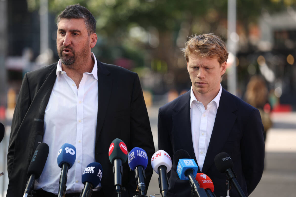 Article image for The BIG question Matthew Lloyd has for the Sydney Swans