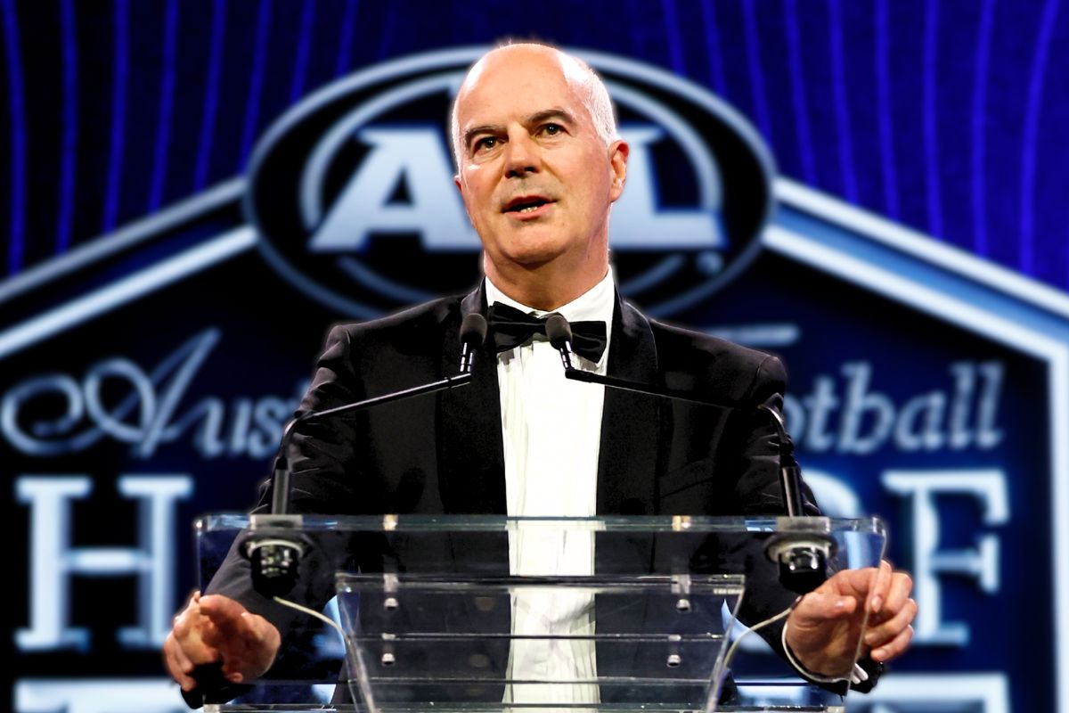 Article image for Tom Elliott issues ‘big call’ to AFL chairman Craig Drummond