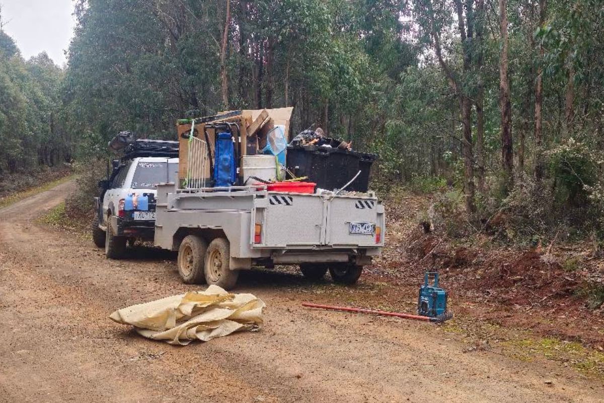 Article image for Melbourne man removes trailers of rubbish dumped in state forest