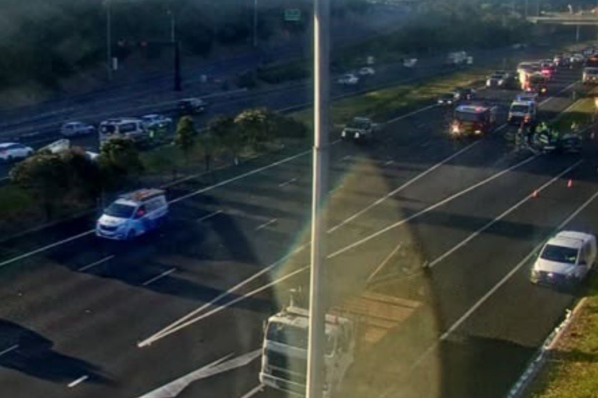 Article image for ‘Really confronting’: Huge Eastlink crash causes traffic chaos
