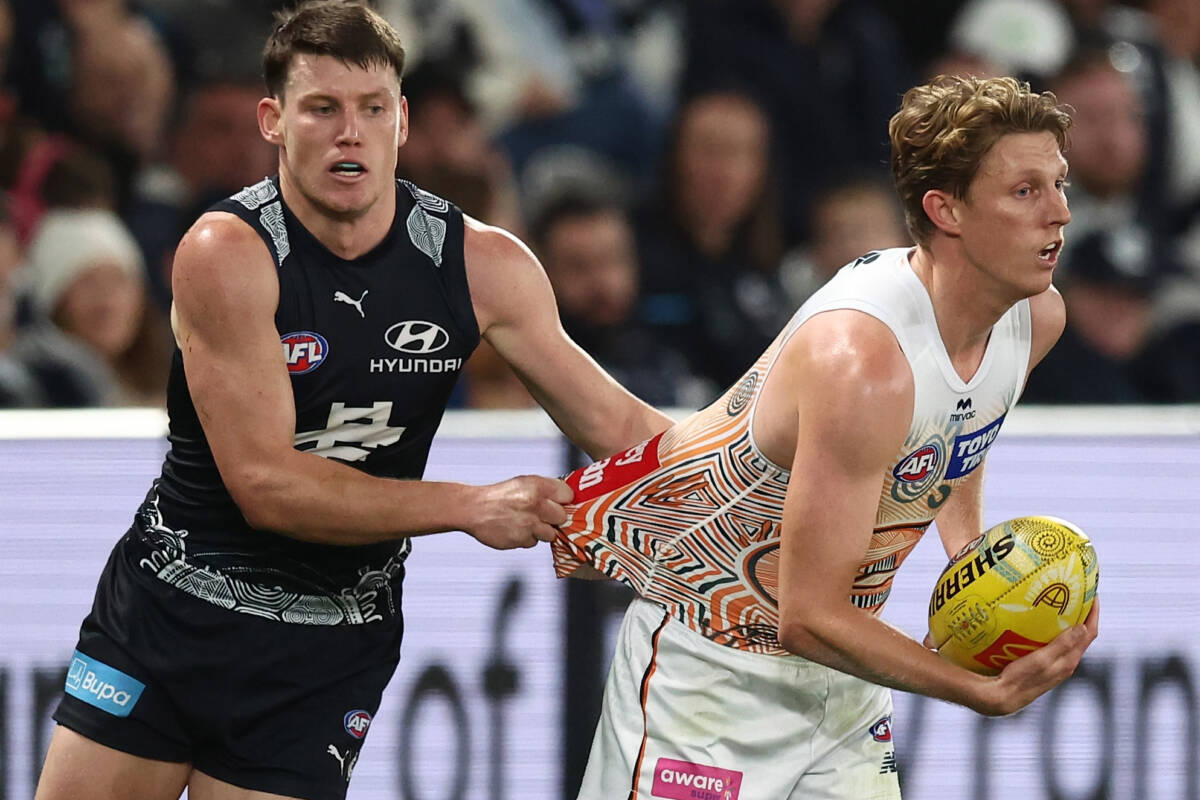 Article image for Matthew Lloyd’s latest comments on Lachie Whitfield trade stalemate