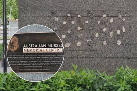 ‘Absolutely disgusting’: Stolen war plaque in Melbourne draws STRONG reaction on 3AW